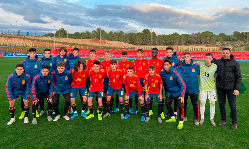 Plantilla de la Sub-16