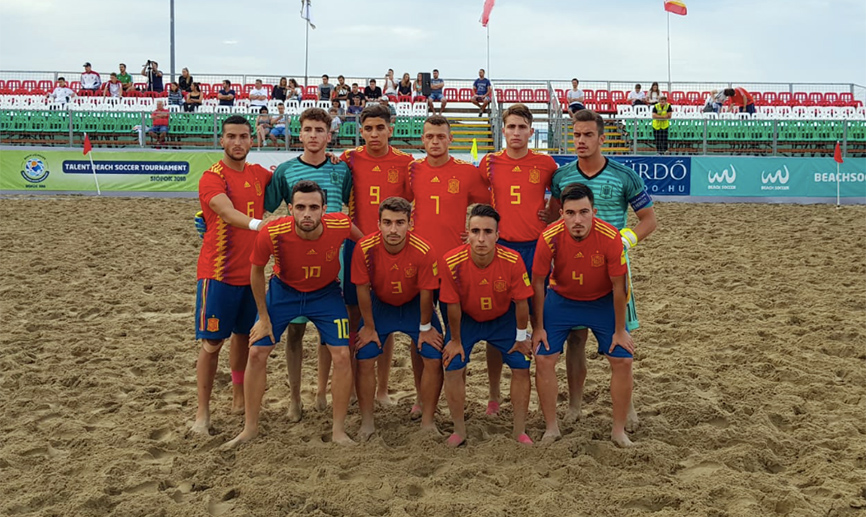 La Sub-21 posa antes del partido