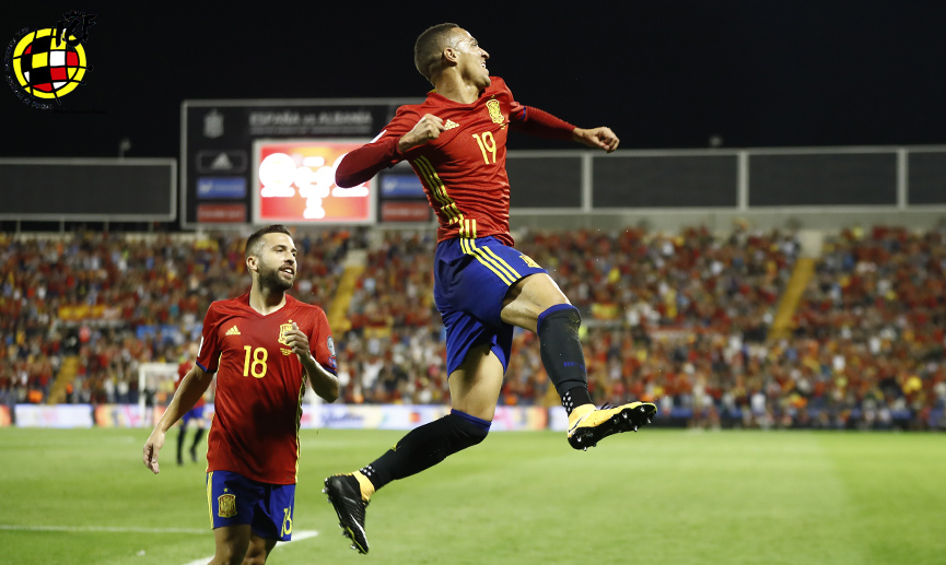 Rodrigo celebra su gol en la fase de clasificación para el Mundial de Rusia