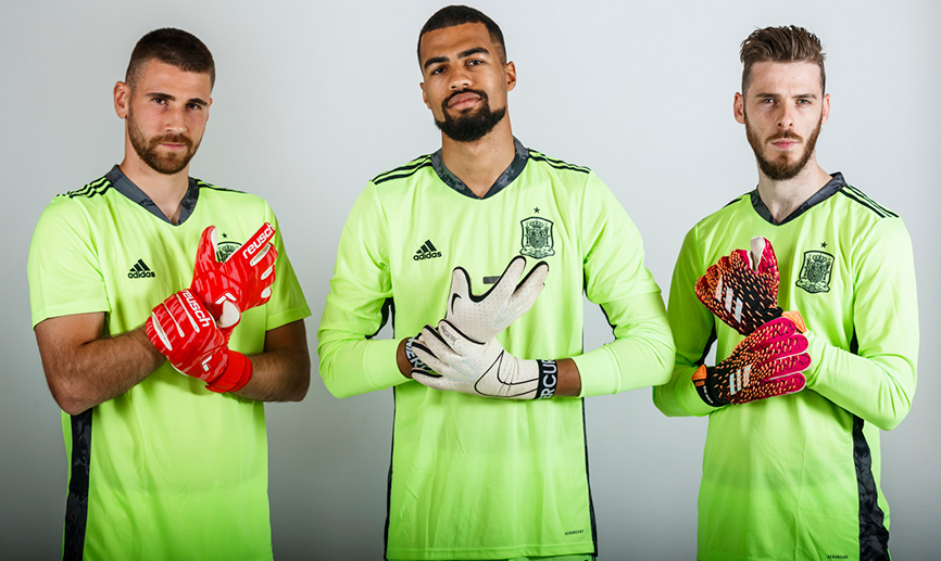 Unai Simón, Robert Sánchez y David de Gea, guardametas de la Selección española