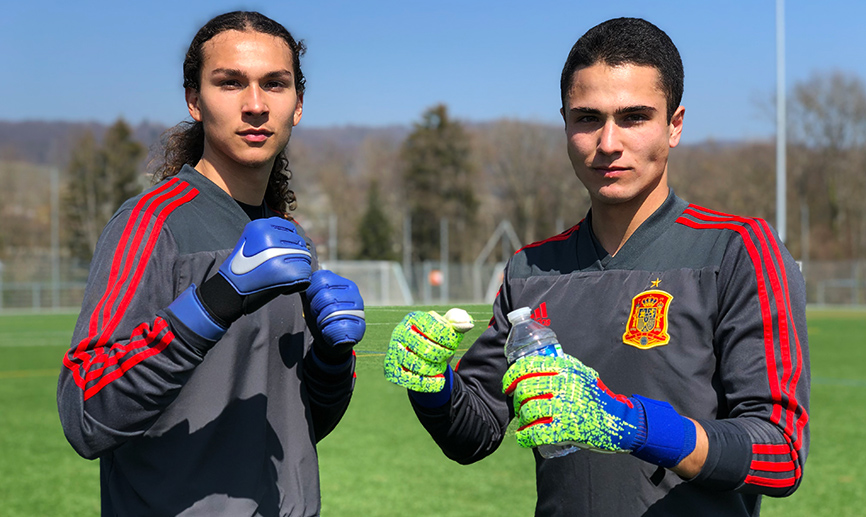 Iván Martínez y Eric Ruiz tras un entrenamiento de la Sub-17