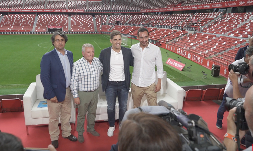 Así vivió Robert Moreno, seleccionador nacional, la presentación del España-Islas Feroe