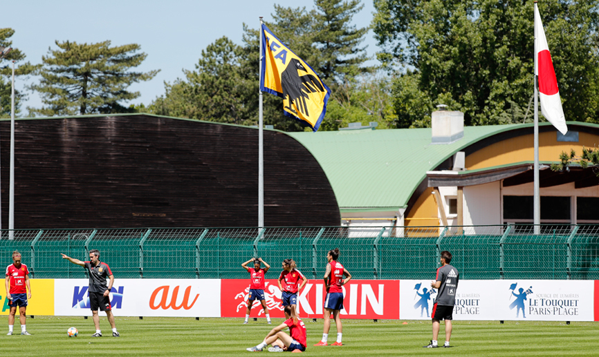 La Selección española durante un entrenamiento en Francia