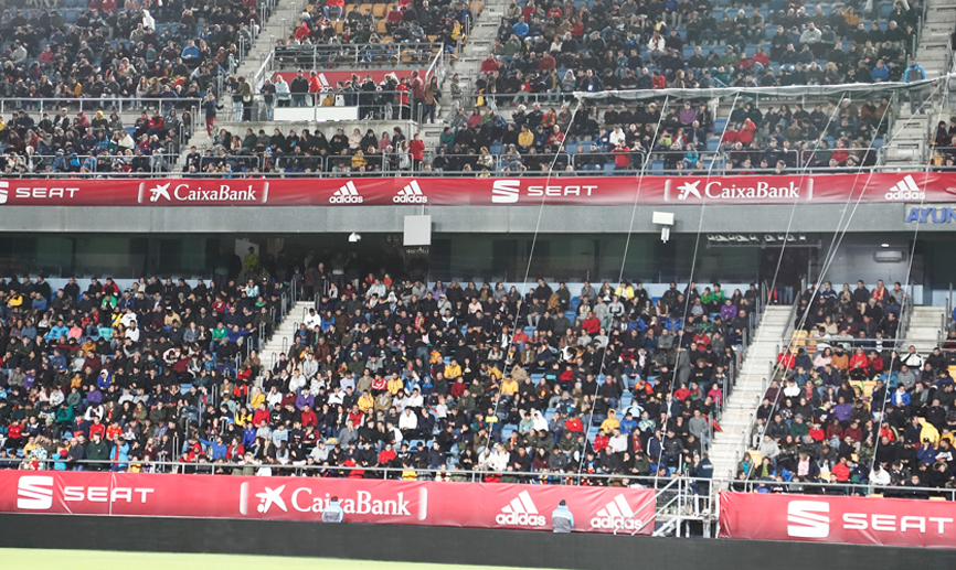 Aspecto de las gradas del Ramón de Carranza durante el entrenamiento de la Selección española