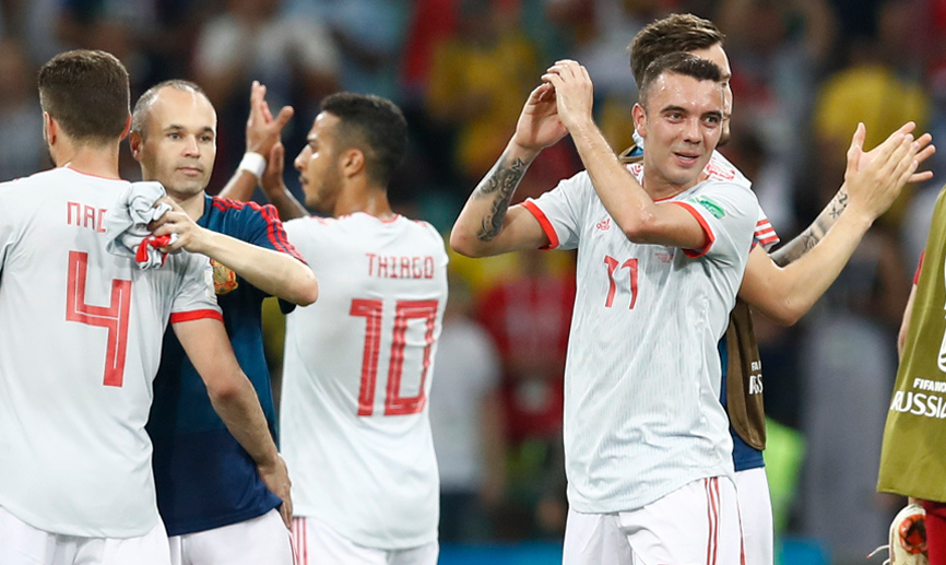 Los jugadores de la Selección española al término del partido contra Portugal