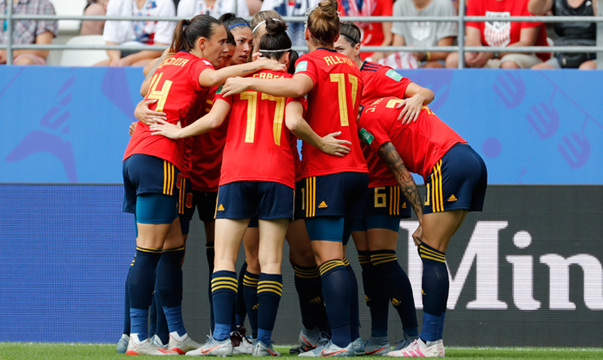 Las jugadoras de la Selección celebran el gol marcado frente a Estados Unidos