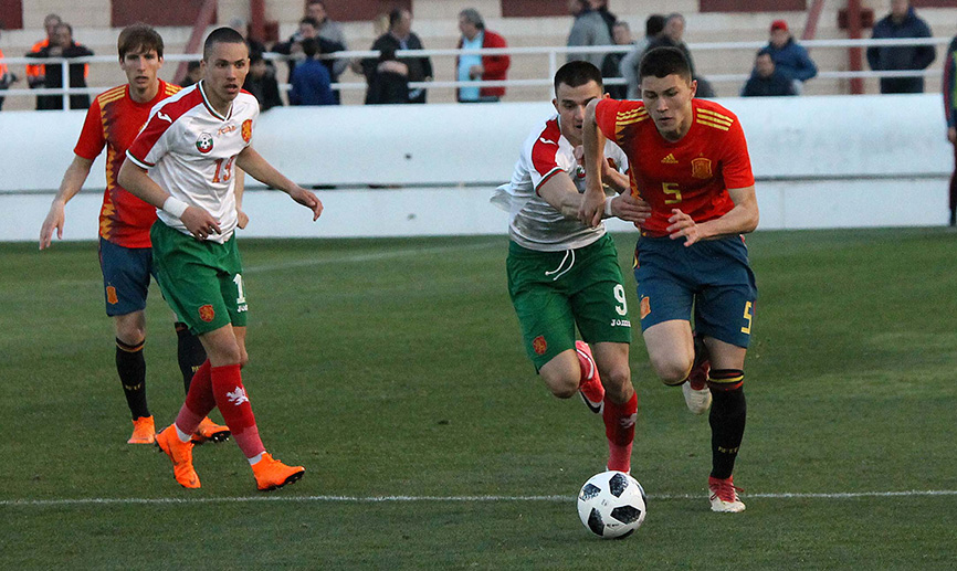 Cuenca se zafa de un marcaje búlgaro