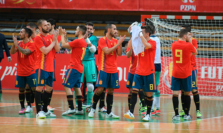 La Selección trabaja un triunfo de mérito 