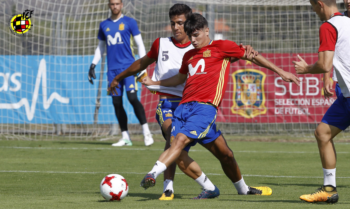 Los jugadores de la Selección española Sub-21 entrenan en la Ciudad del Fútbol