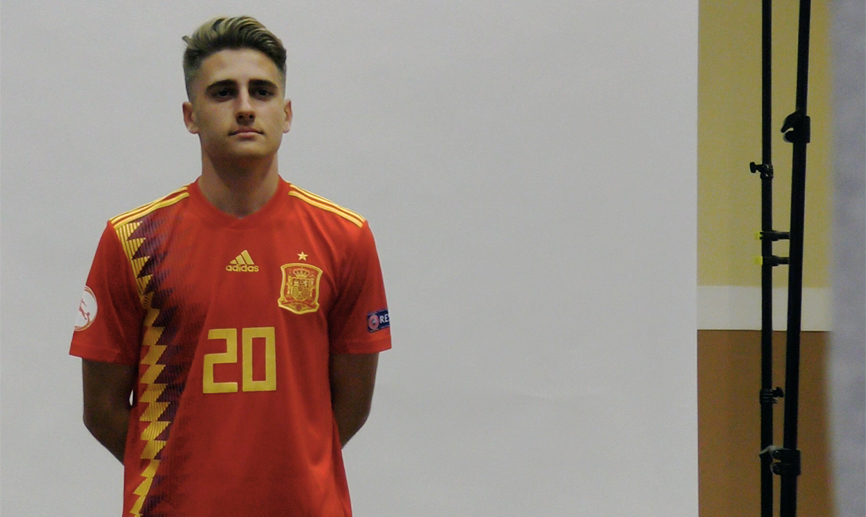 Robert Navarro en la sesión de fotos