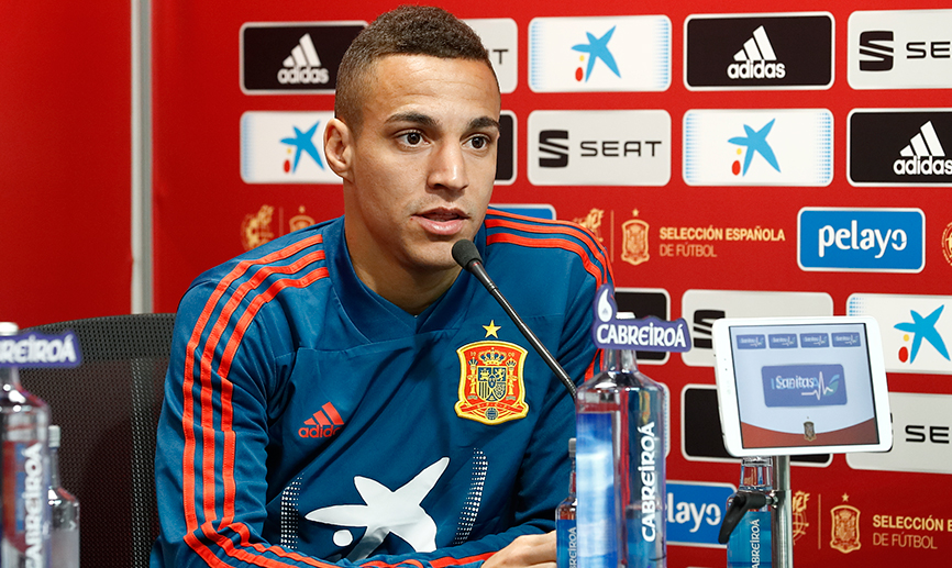 Rodrigo Moreno en la sala de prensa de Mestalla