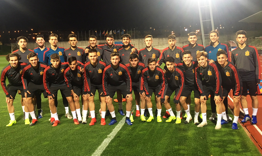 La Selección española Sub-17 se ejercita en la Ciudad del Fútbol