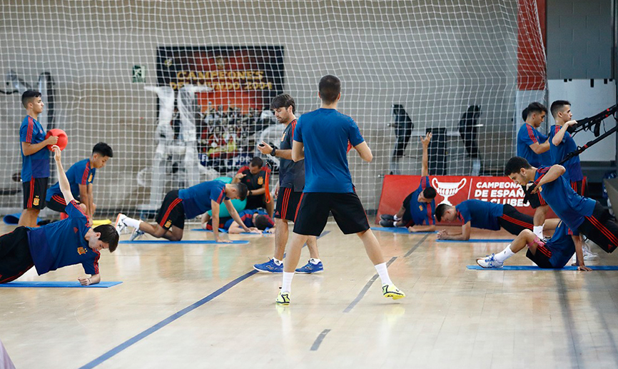 La Selección española Sub-19 de fútbol sala se ejercita en la Ciudad del Fútbol