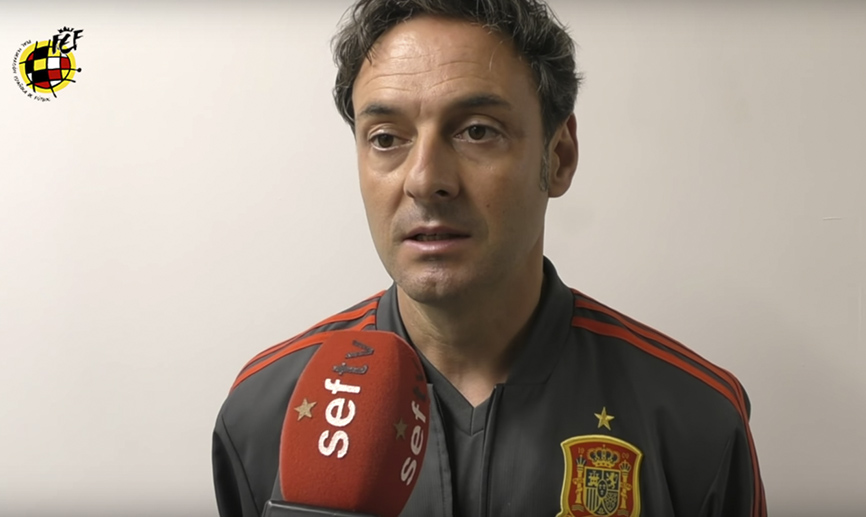 Santi Denia: "En el fútbol si perdonas te pasa factura"