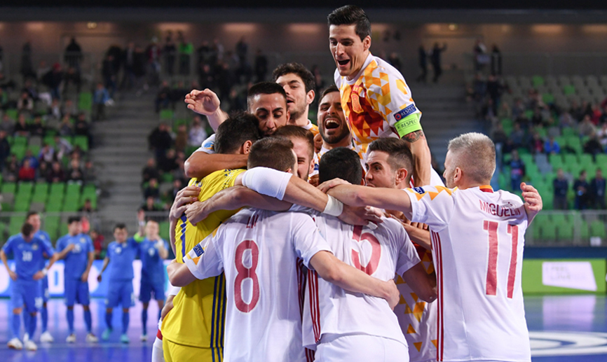La selección española de fútbol sala celebra el pase a la final de la Eurocopa