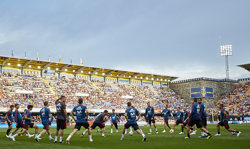 La selección española se fútbol se entrena en Villarreal