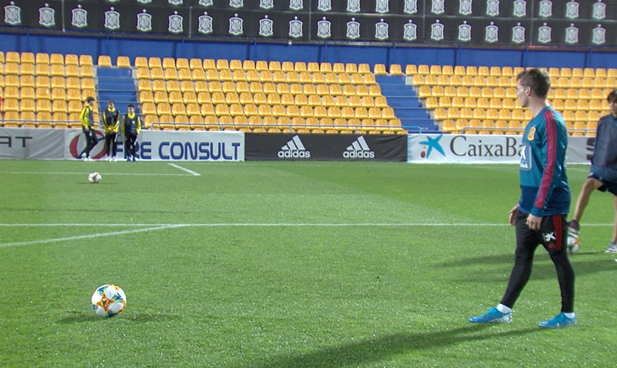 ¡TÚ DECIDES...Gonzalo Villar o Sergio Gómez!T