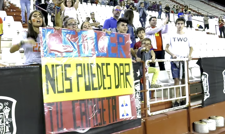 DESDE DENTRO | No te pierdas el detalle de Carlos Soler con la afición