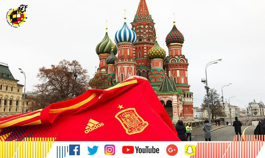 La camiseta de la SeFutbol en la Plaza Roja