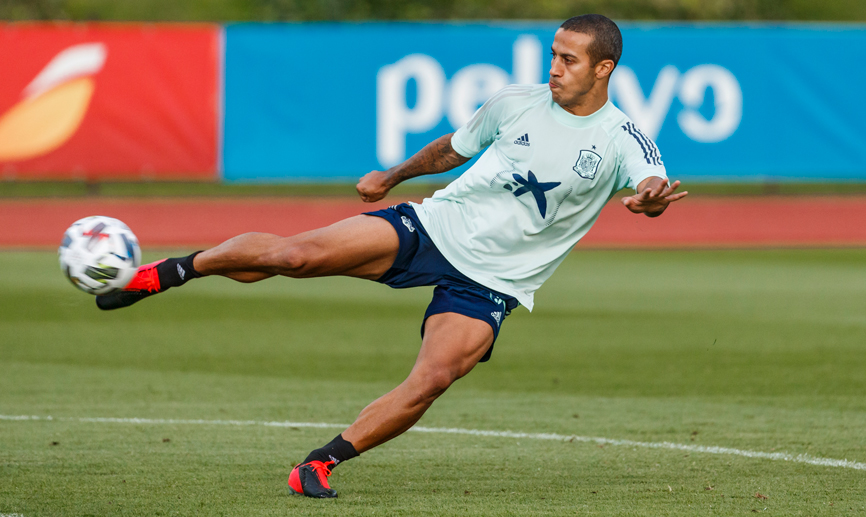 Thiago en uno de sus controles