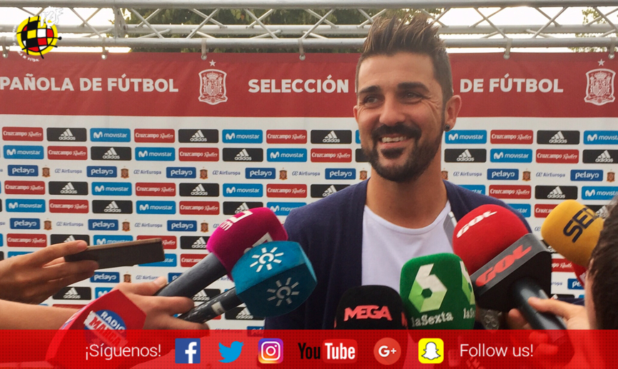 David Vila en la llegada a la Selección