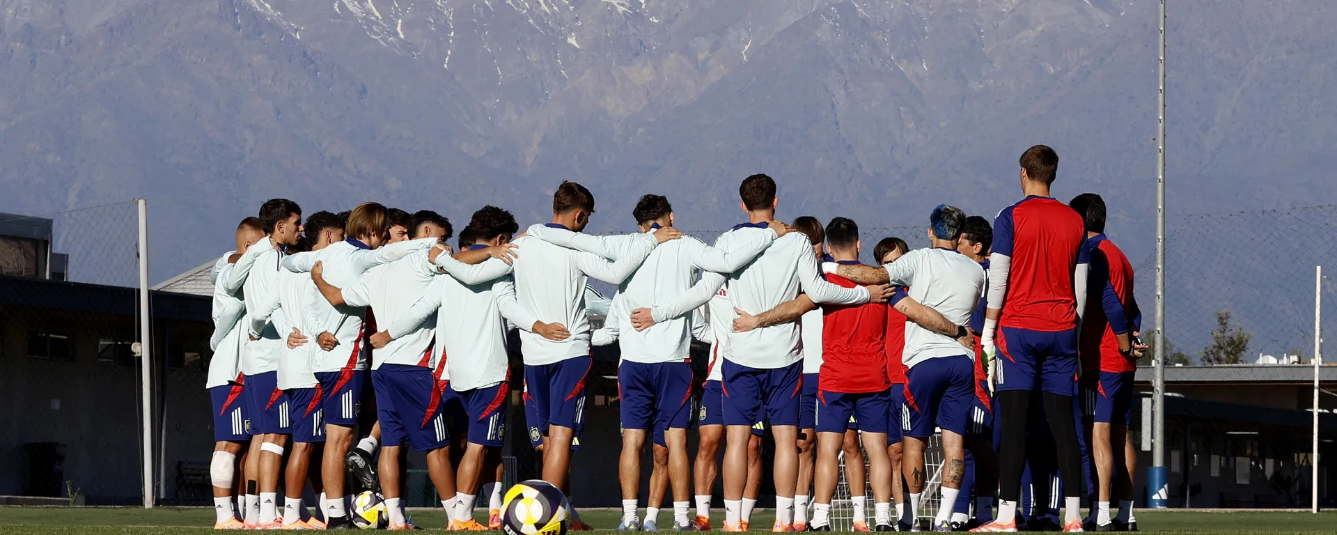 Los Andes contemplan el último ensayo antes del debut