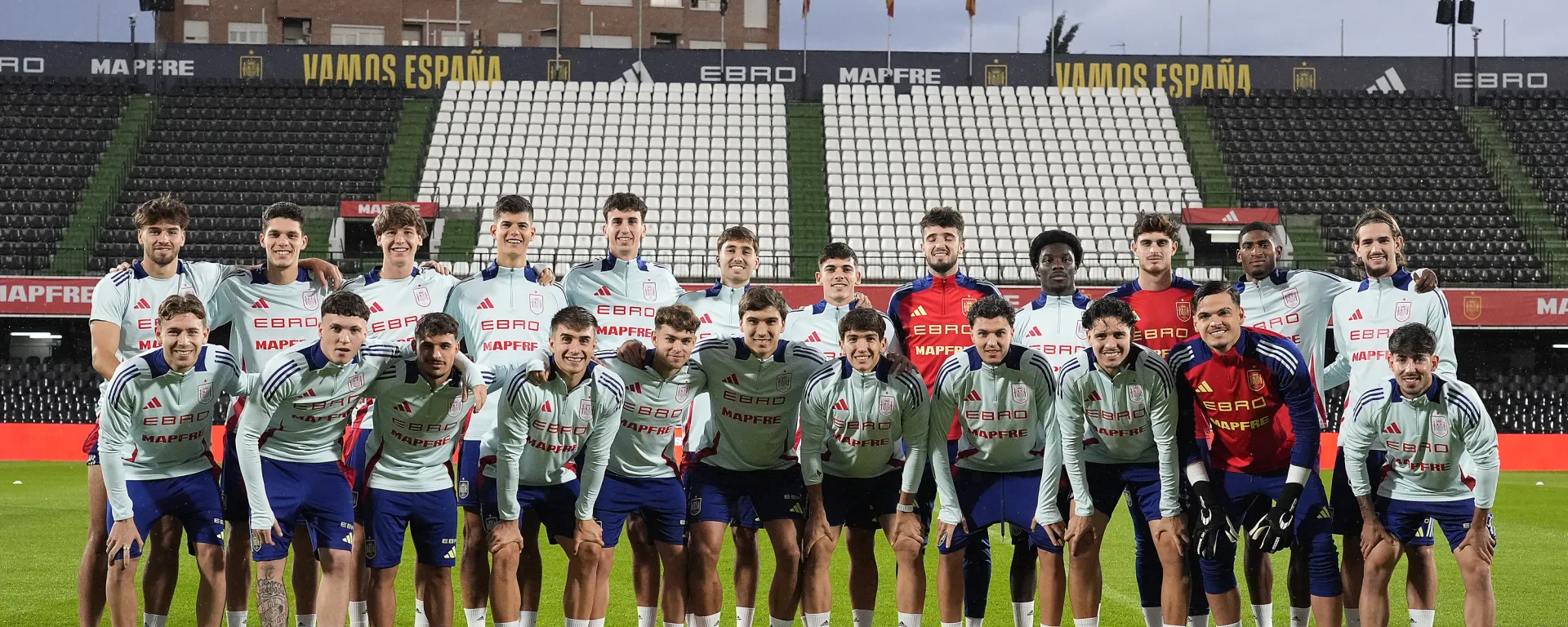 Los jugadores, en el entrenamiento de Castellón de este lunes