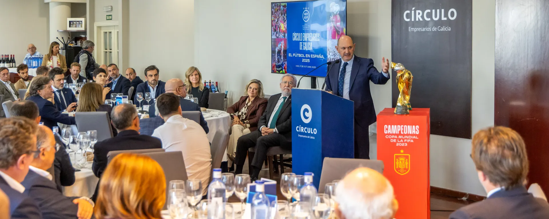 Rafael Louzán en el Círculo de Empresarios de Galicia