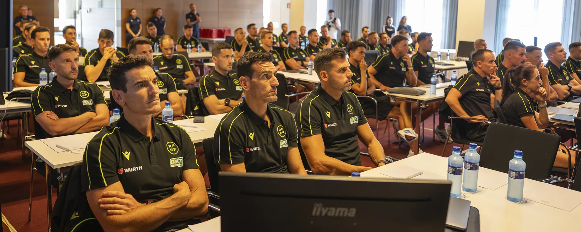 Árbitros pretemporada Primera