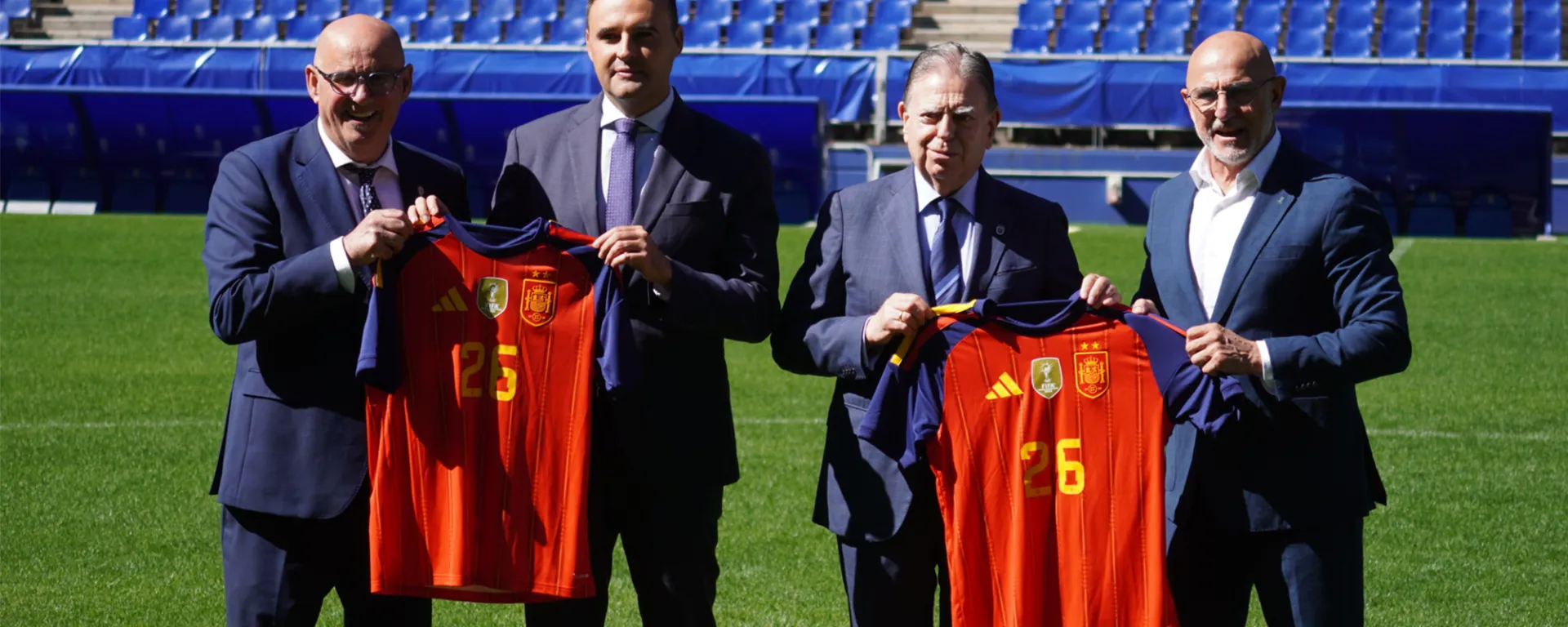 Posado presentación partido Oviedo