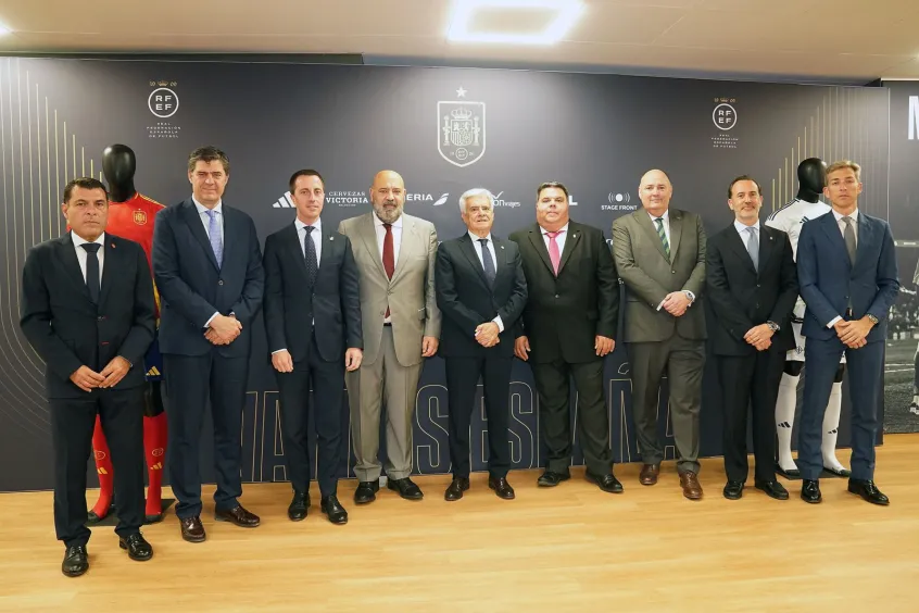 Pedro Rocha preside en Mallorca el acto institucional por el España ...