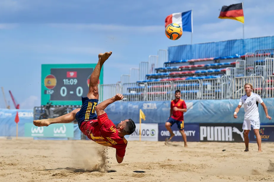 España vence a Alemania en Fútbol Play
