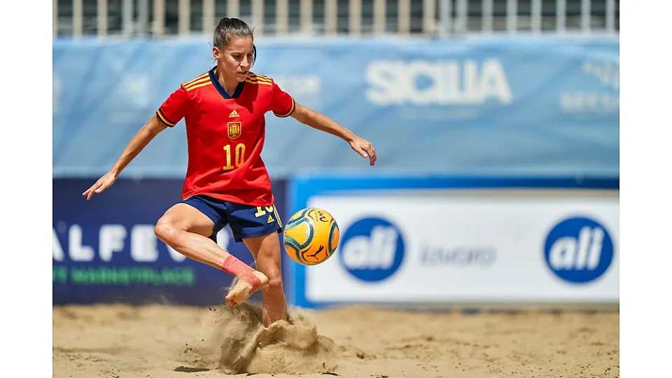 La Selección Española Femenina de Fútbol Playa.