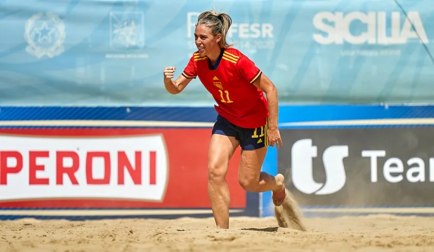 La Selección Española Femenina de Fútbol Playa.