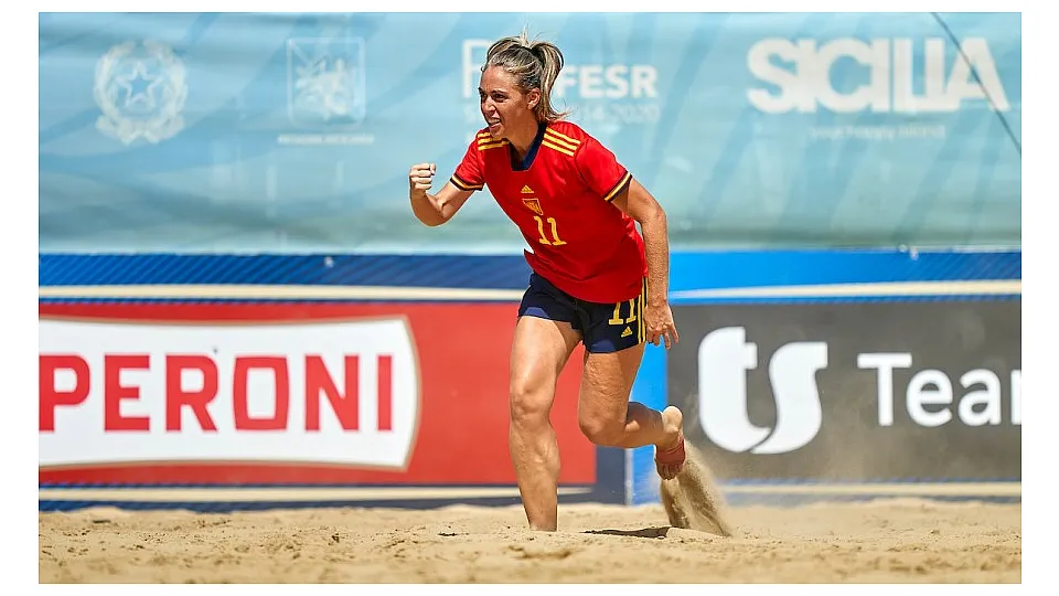 La Selección Española Femenina de Fútbol Playa.