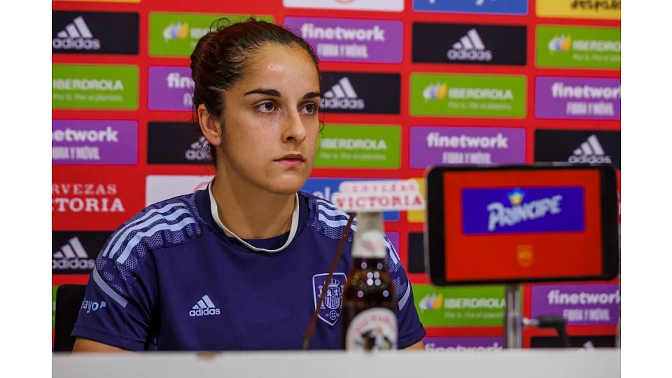Oihane Hernández, en la conferencia de prensa previa al encuentro frente a Ucrania