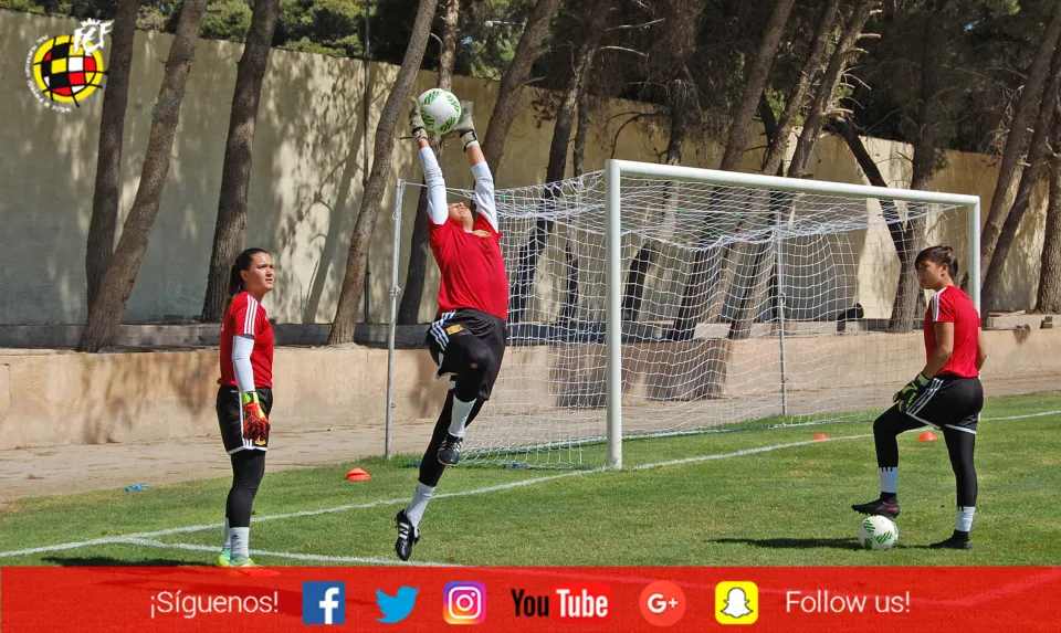 Entreno Sub-17 Femenina