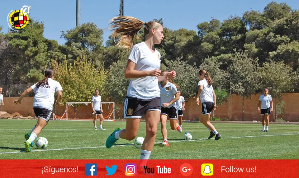 Entreno Sub-17 Femenina