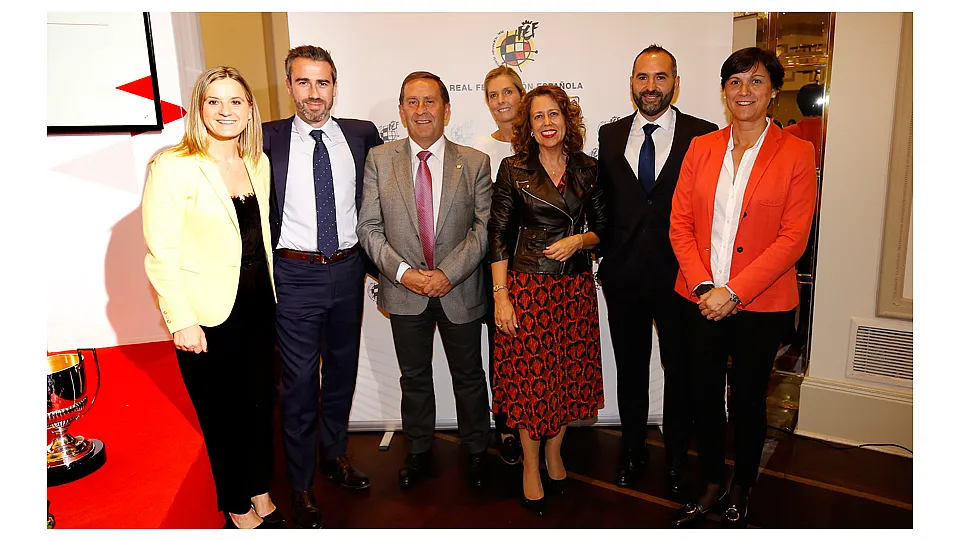Marisa Villa, CTA, Jorge Vilda, Rafael del Amo, Lola Martelli, Ana Muñoz, Pedro López y Toña Is
