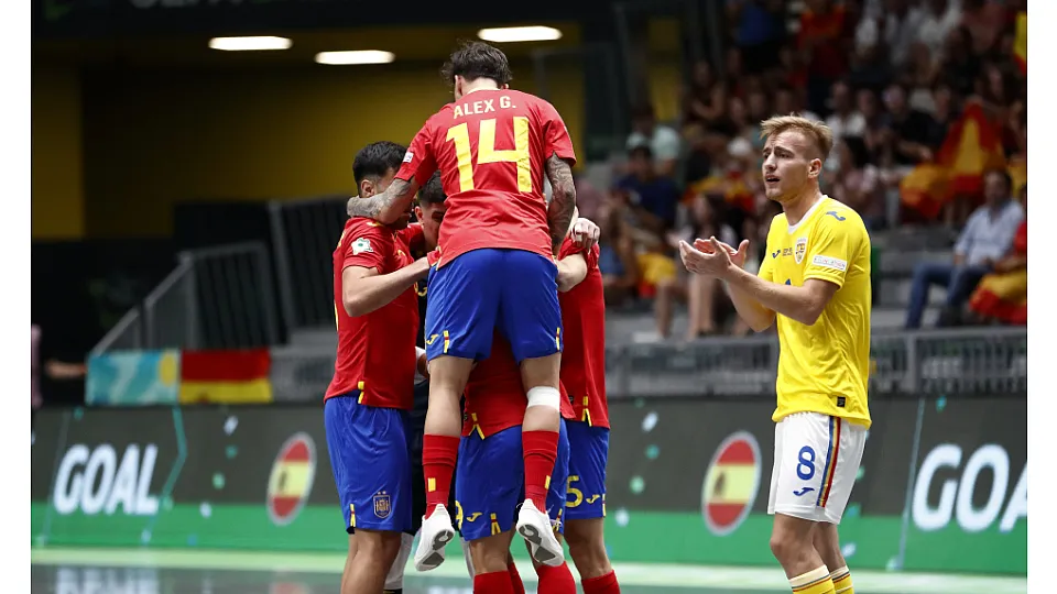España venció a Rumanía por 9-0 en el debut en el Europeo Sub-19 de fútbol sala.