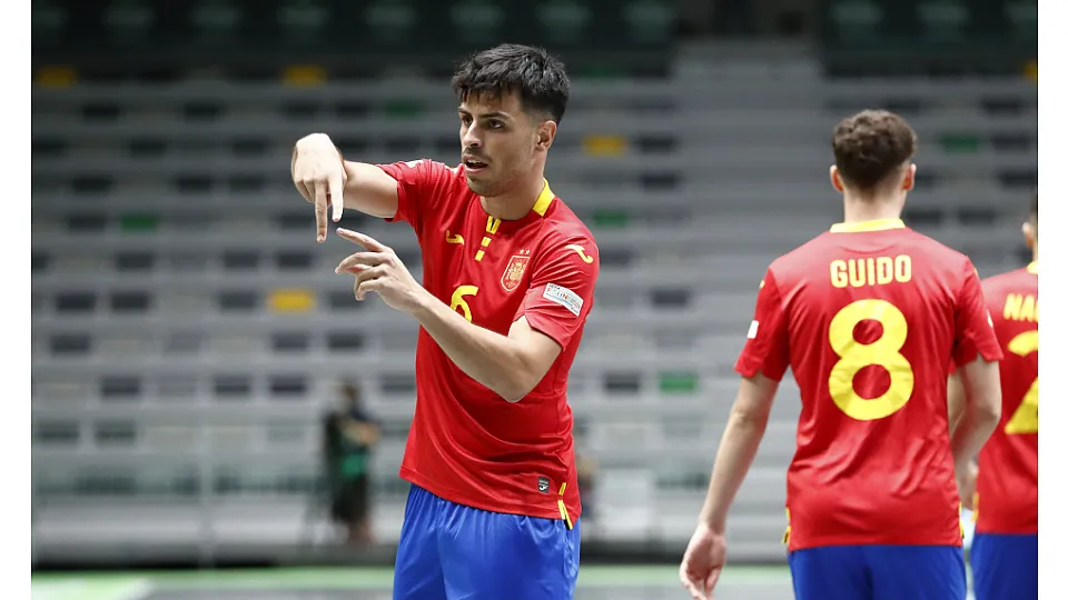 España venció a Rumanía por 9-0 en el debut en el Europeo Sub-19 de fútbol sala.