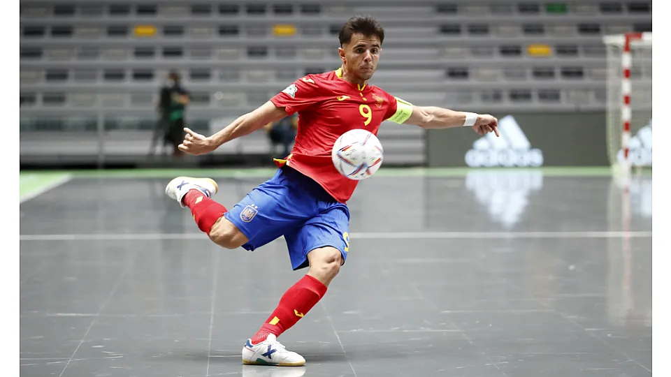 España venció a Rumanía por 9-0 en el debut en el Europeo Sub-19 de fútbol sala.