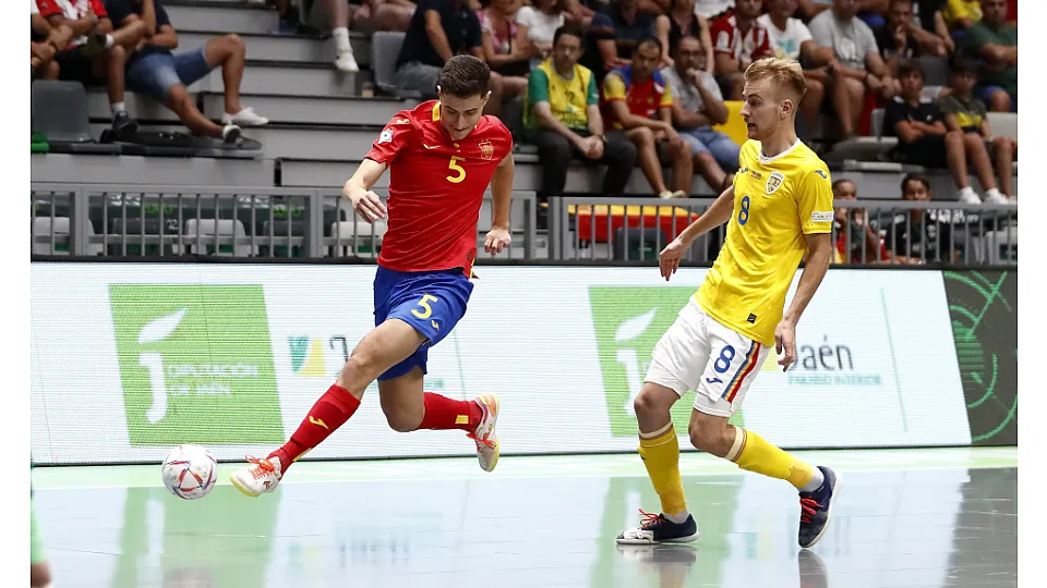 España venció a Rumanía por 9-0 en el debut en el Europeo Sub-19 de fútbol sala.