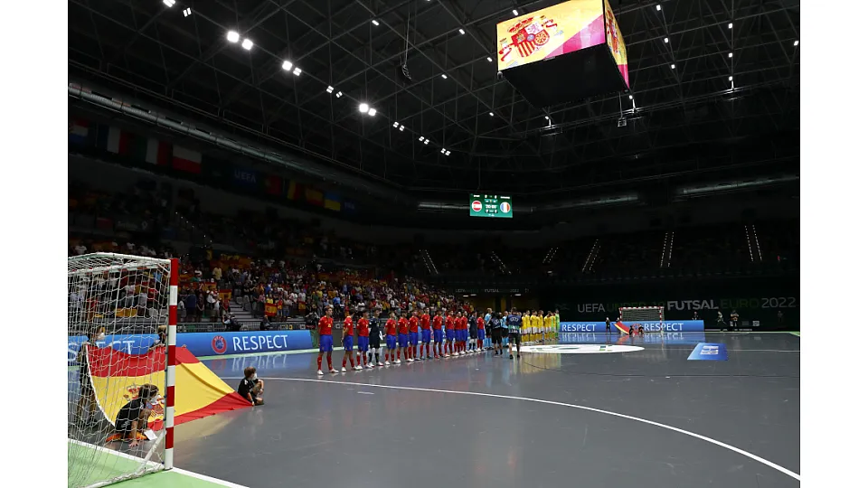 España venció a Rumanía por 9-0 en el debut en el Europeo Sub-19 de fútbol sala.