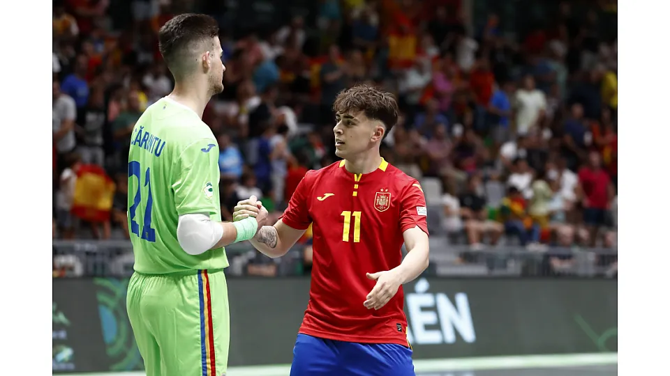 España venció a Rumanía por 9-0 en el debut en el Europeo Sub-19 de fútbol sala.