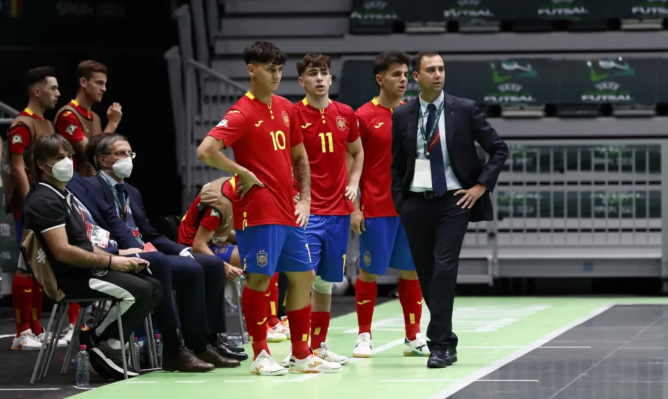 La Selección Española Sub-19 de Fútbol Sala, ante Ucrania.