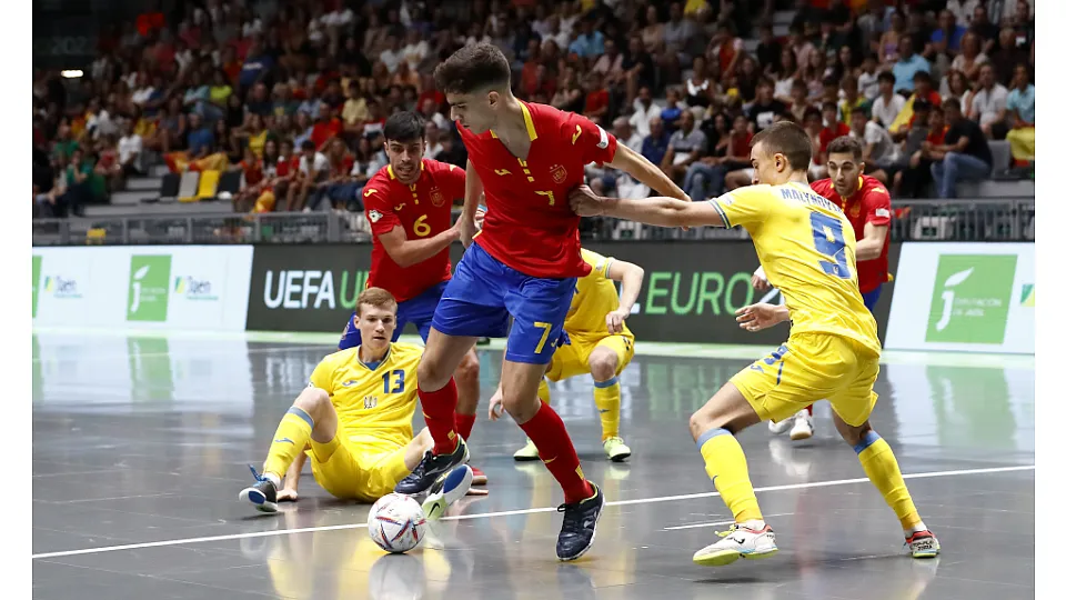 La Selección Española Sub-19 de Fútbol Sala, ante Ucrania.