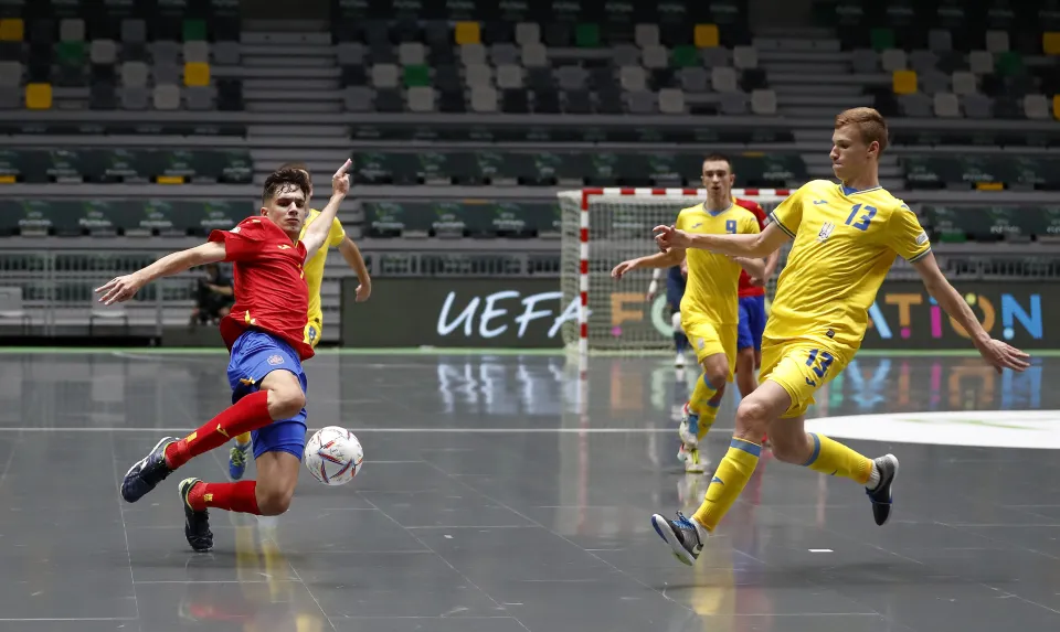 La Selección Española Sub-19 de Fútbol Sala, ante Ucrania.