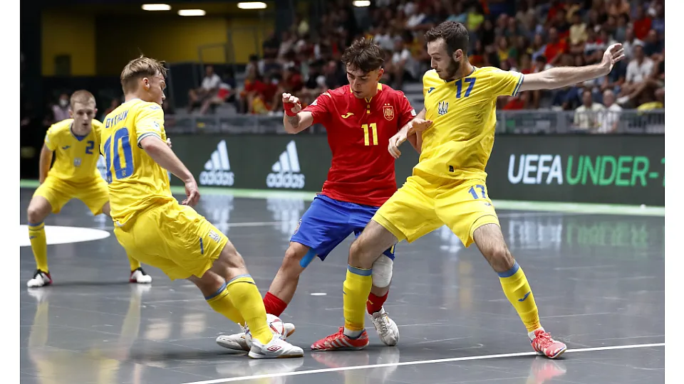 La Selección Española Sub-19 de Fútbol Sala, ante Ucrania.