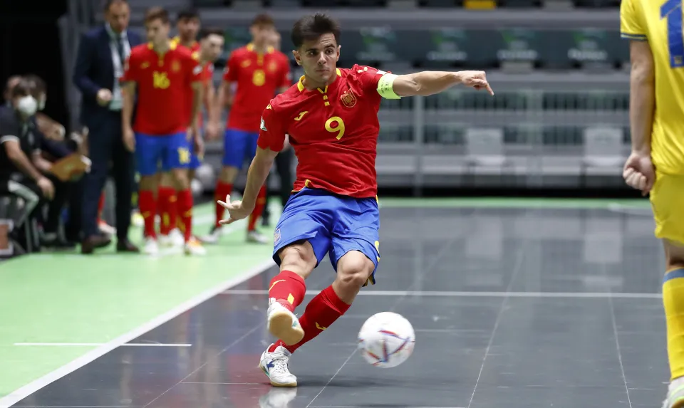 La Selección Española Sub-19 de Fútbol Sala, ante Ucrania.